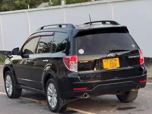 Subaru Forester 2011 Black