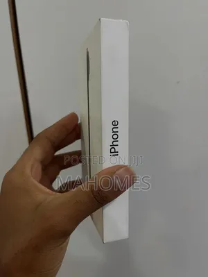 New Apple iPhone 17 256 GB Black