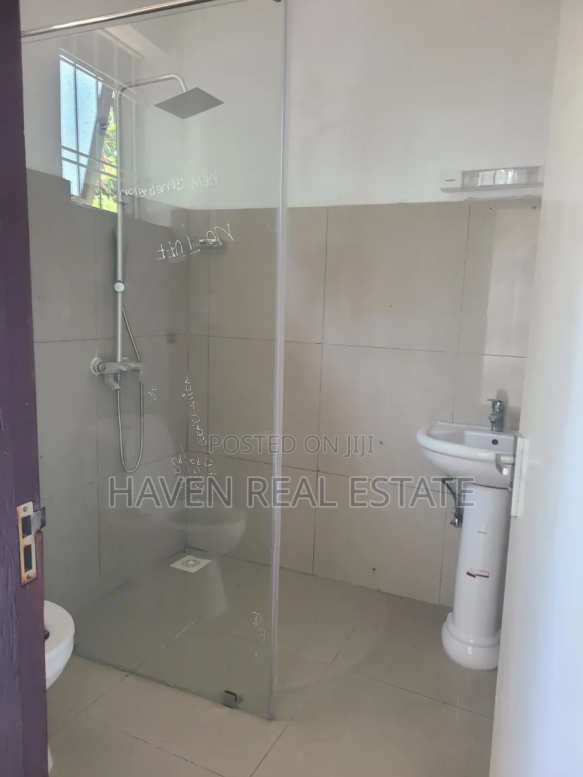 4bdrm Villa in Msasani for rent