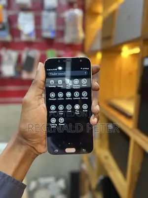 Samsung Galaxy J7 32 GB Silver