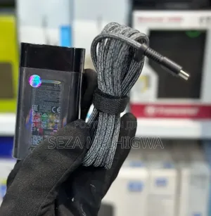 *Hp Type C Charger Ya Uzi 65w Original