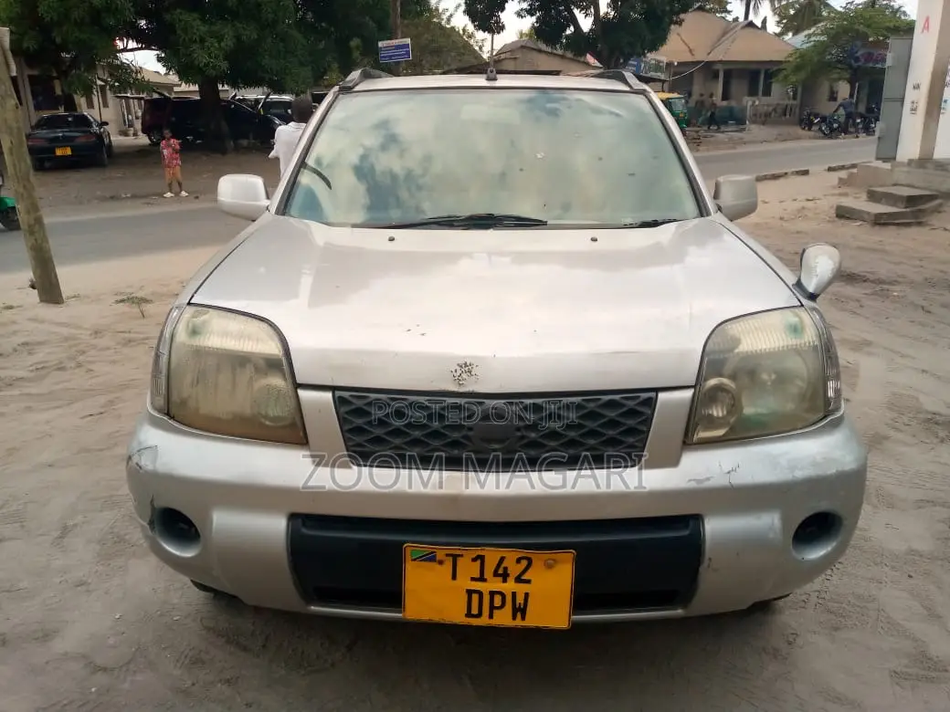 Nissan X-Trail 2006 Gold