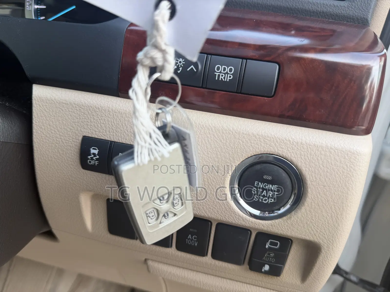 Toyota Alphard 2.4 Petrol FWD 2010 White