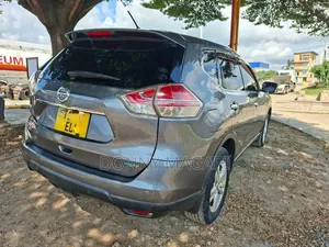 Nissan X-Trail 2013 Gray