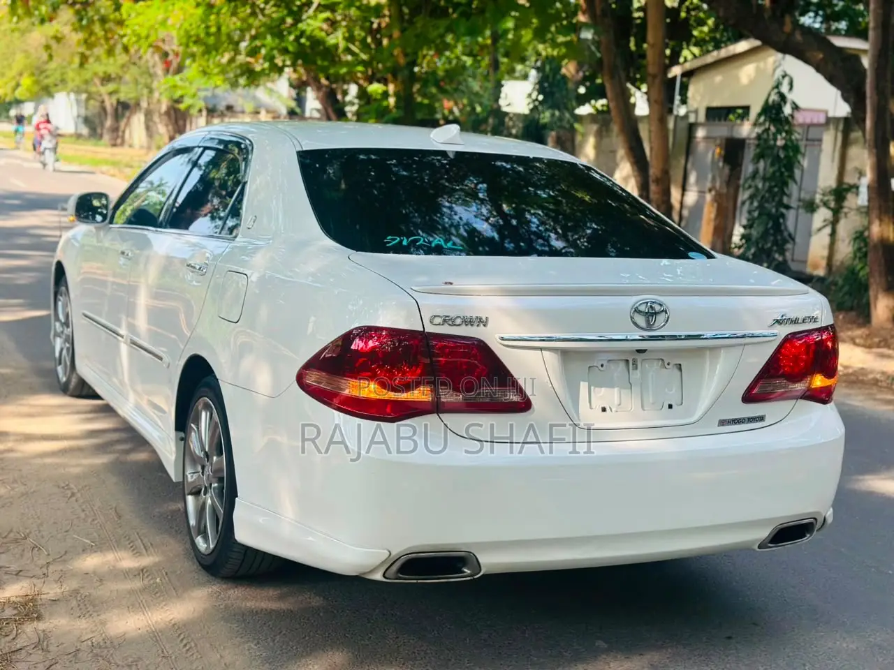 Toyota Crown 2009 White