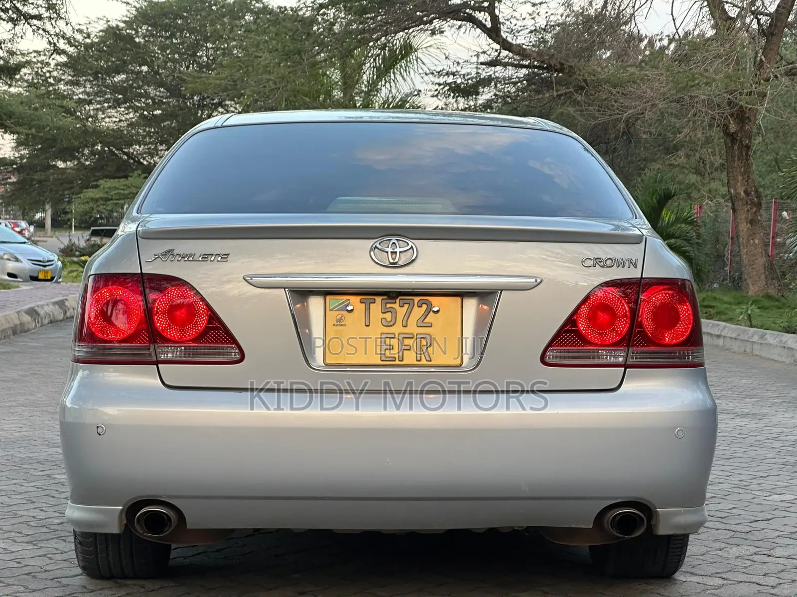Toyota Crown Royale 2005 Pearl