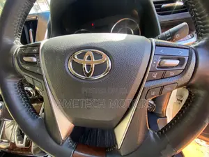 Toyota Alphard 2019 White