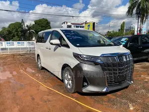 Toyota Alphard 2019 White