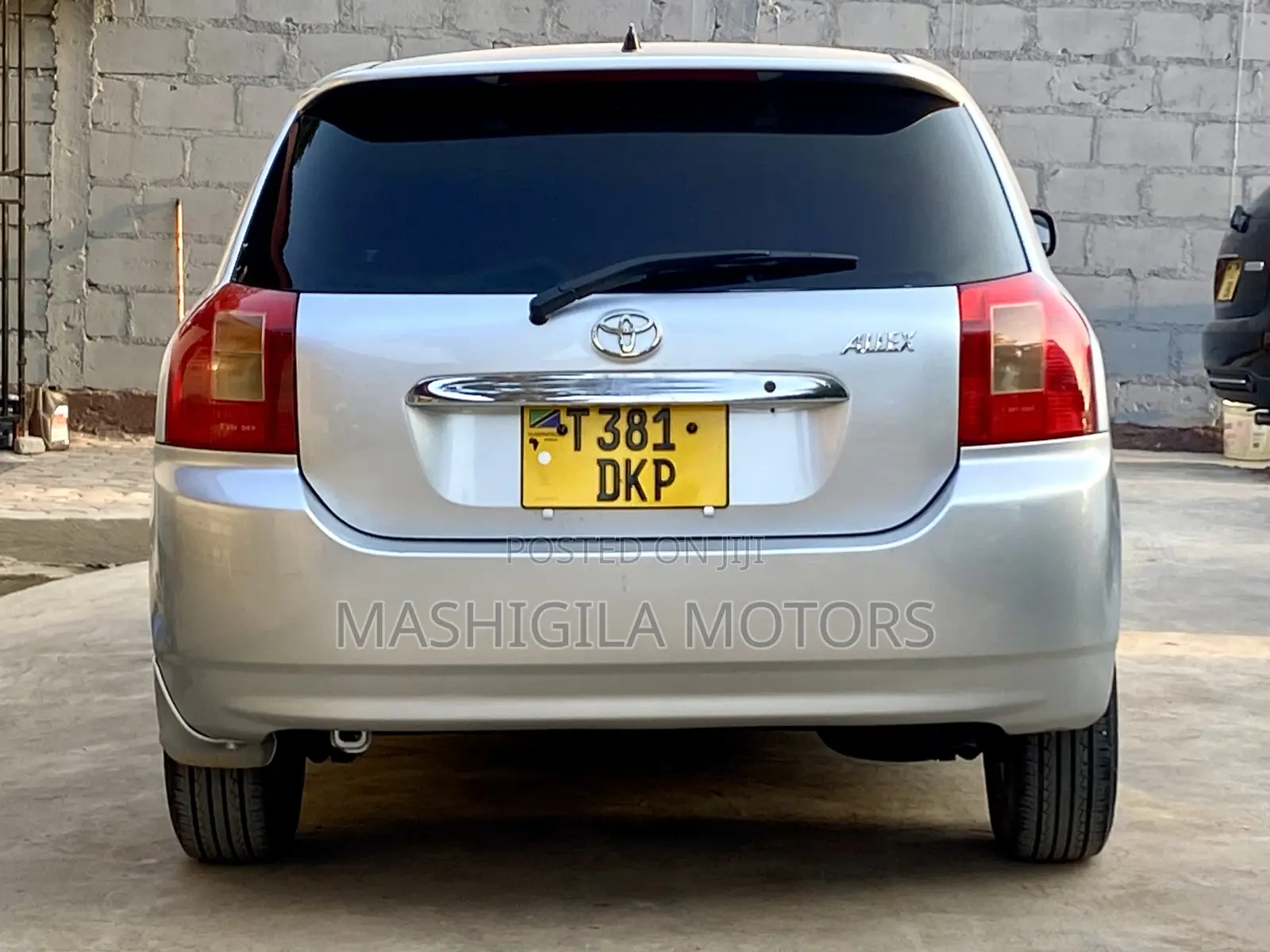 Toyota Allex 2001 Silver