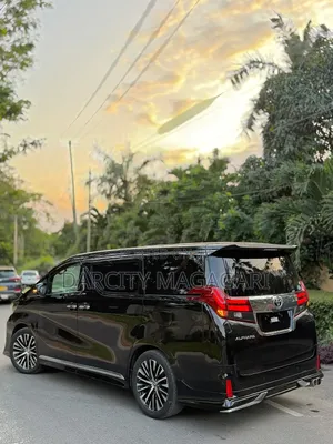 Toyota Alphard 2017 Black