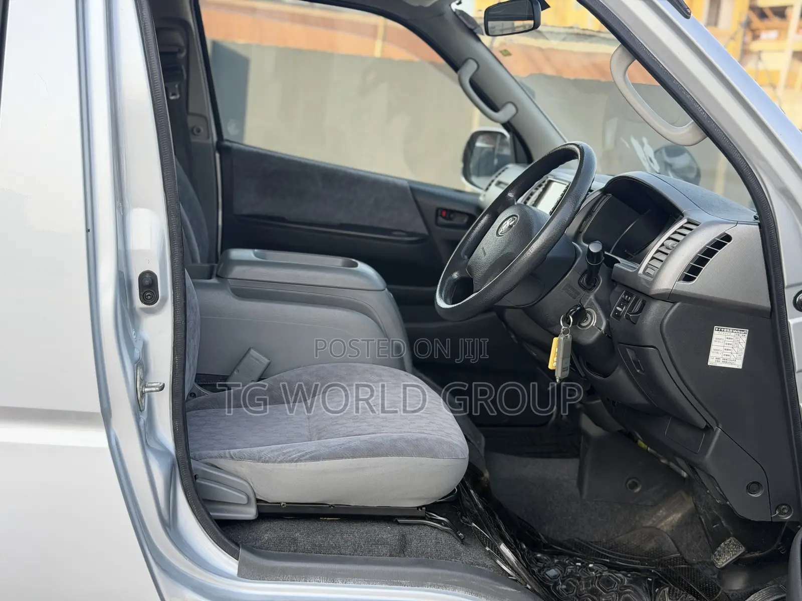 Toyota HiAce 2007 Silver