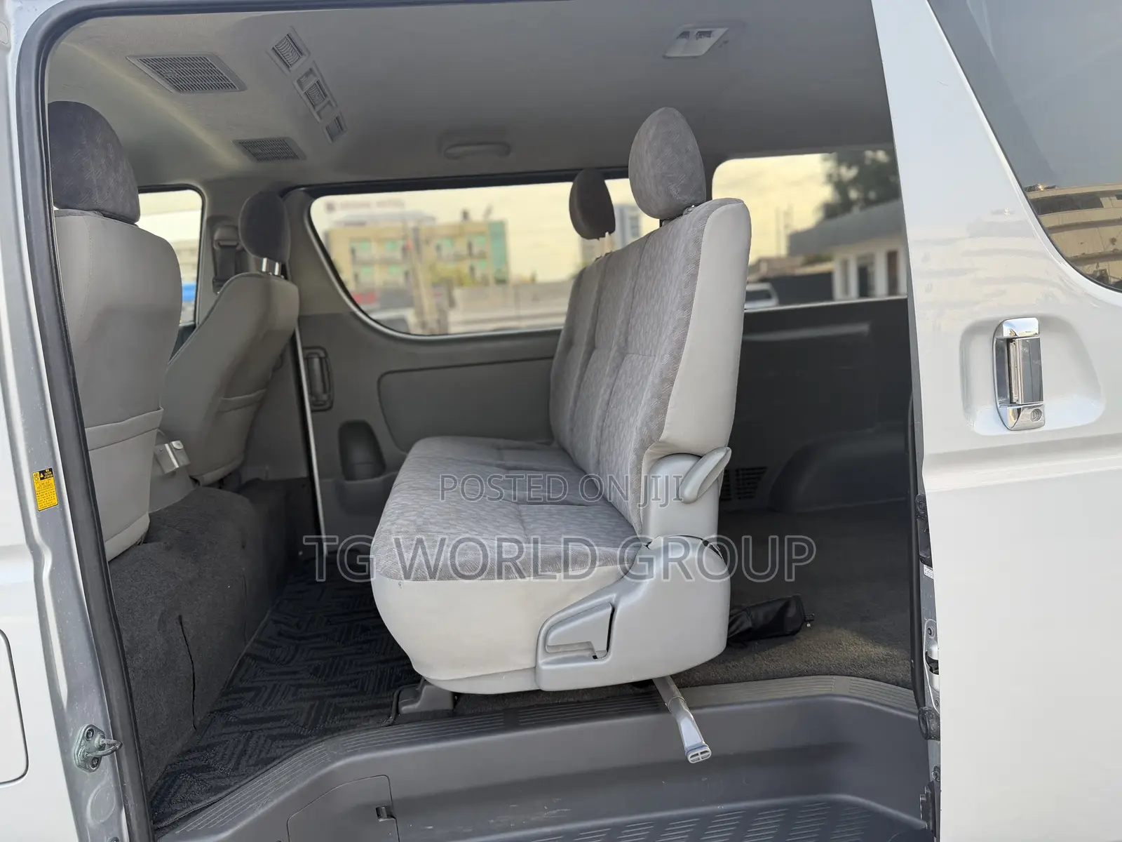 Toyota HiAce 2007 Silver