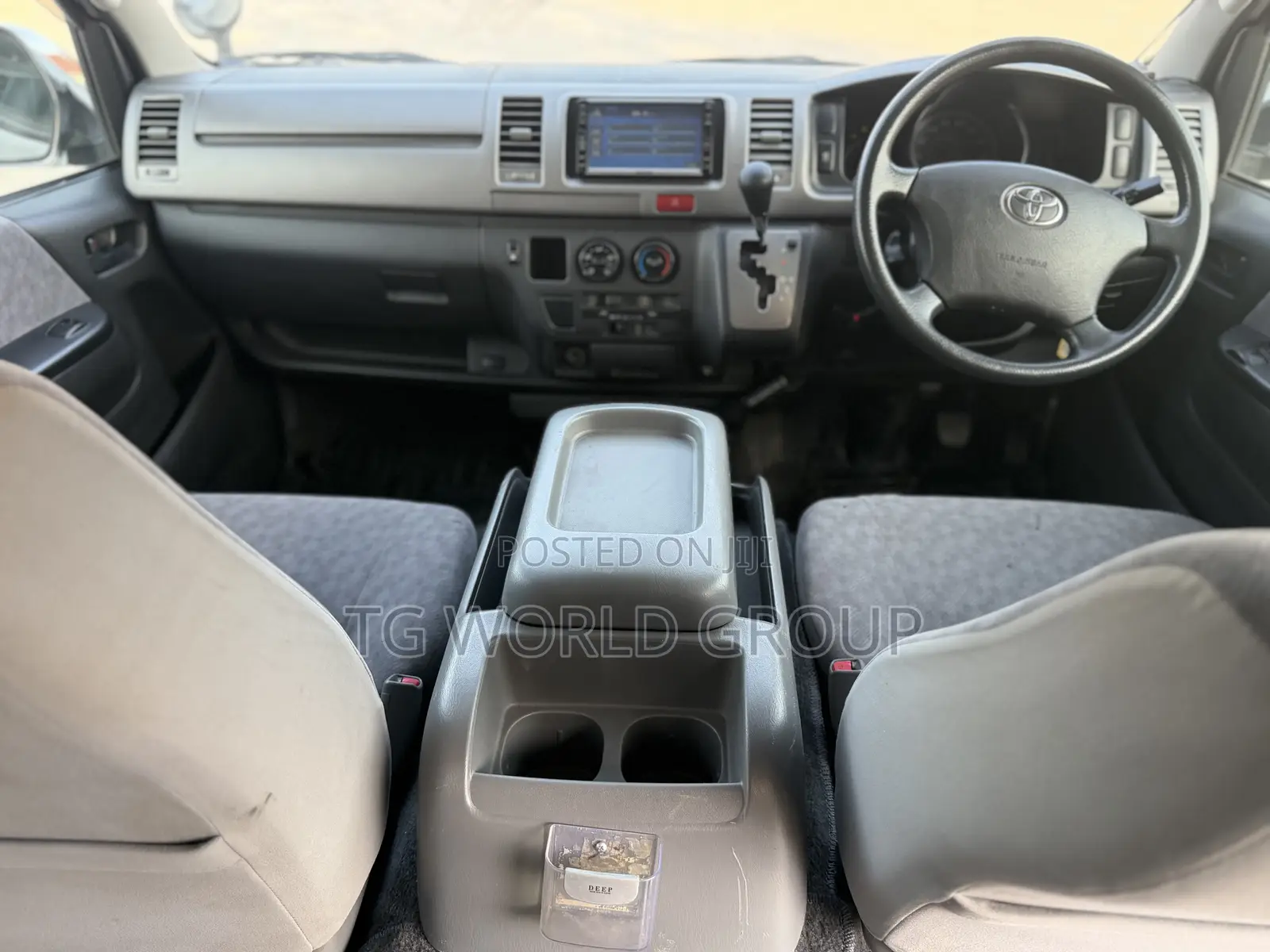 Toyota HiAce 2007 Silver