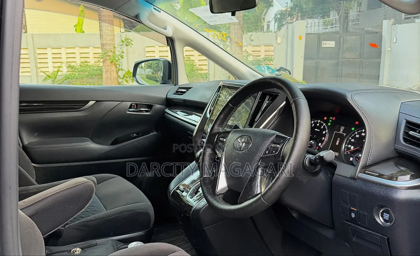 Toyota Alphard 2017 Black