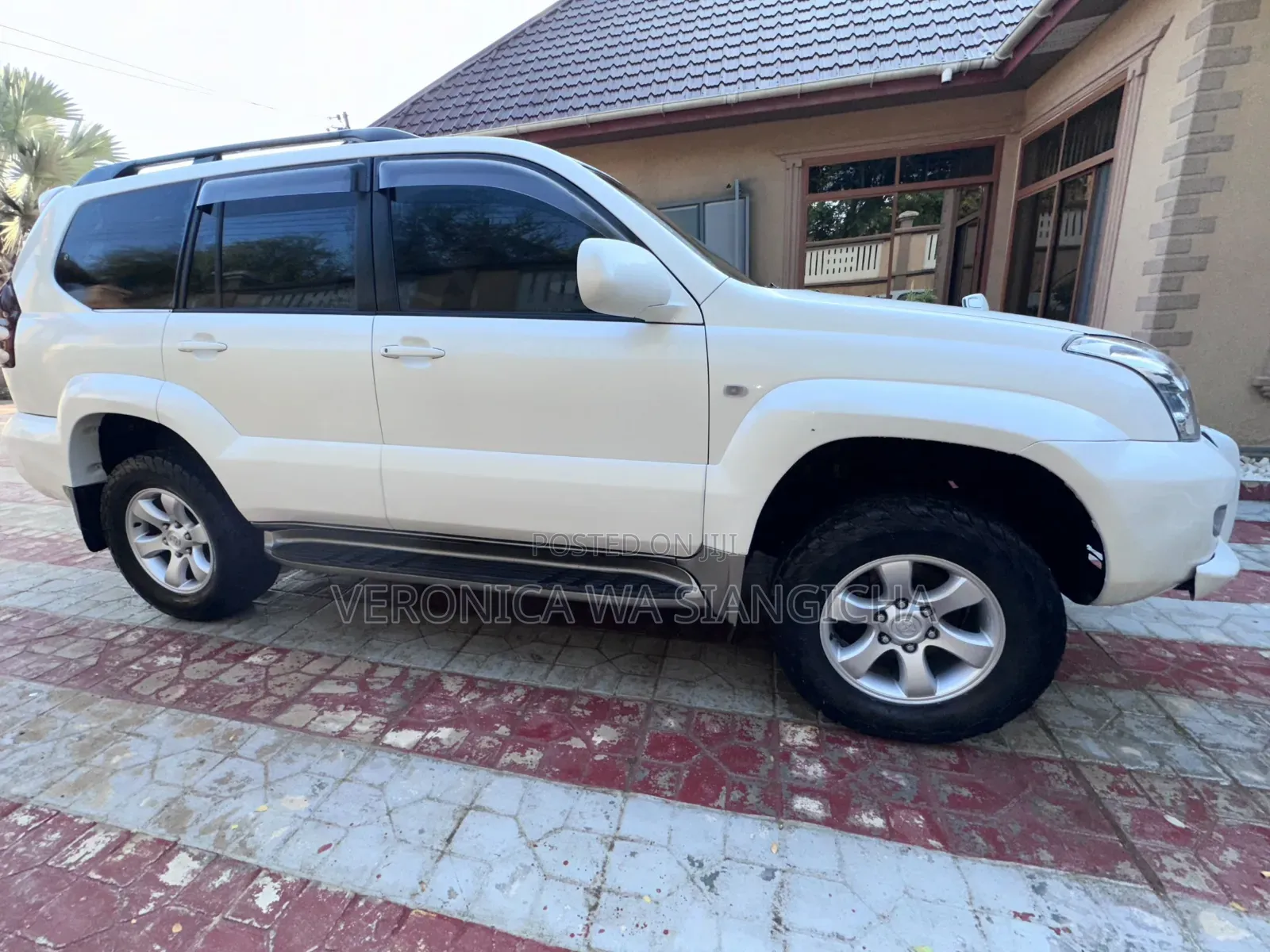 Toyota Land Cruiser Prado 2005 White