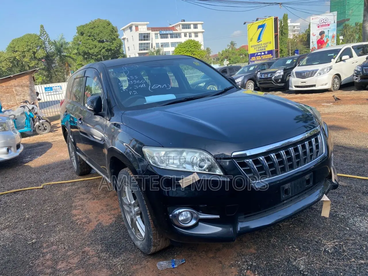 Toyota Vanguard 2012 Black