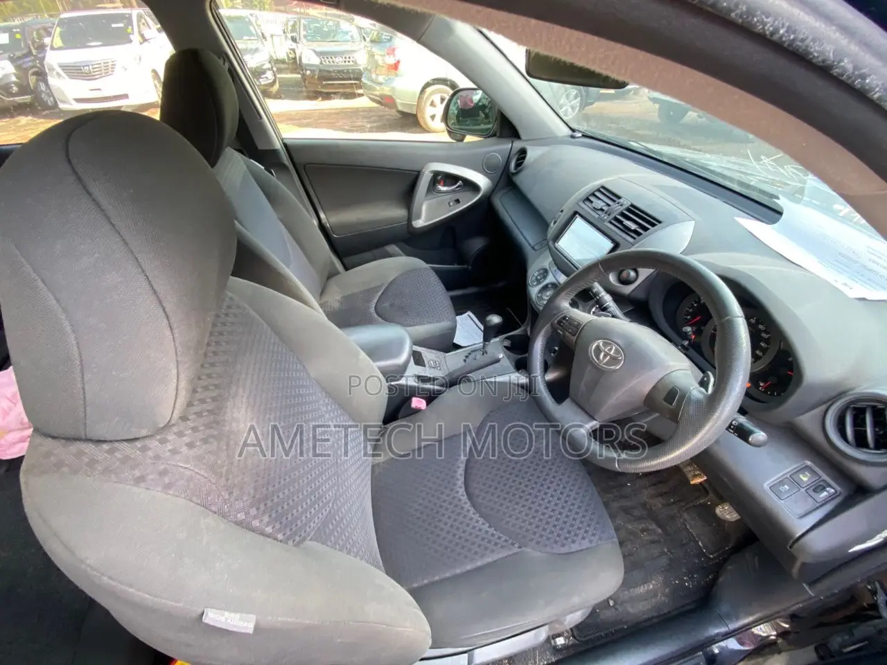 Toyota Vanguard 2012 Black
