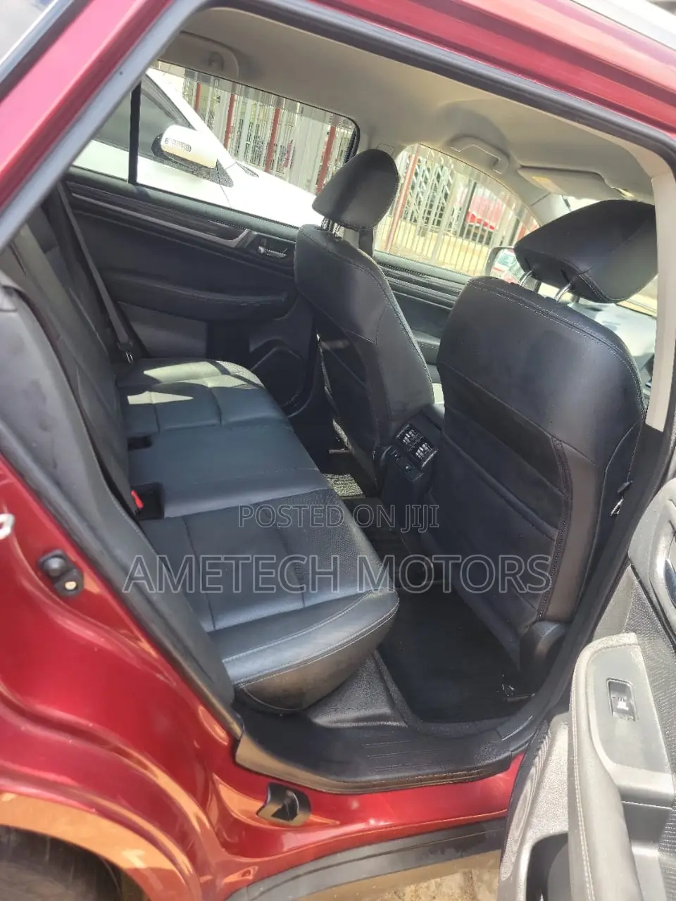 Subaru Outback 2015 Red