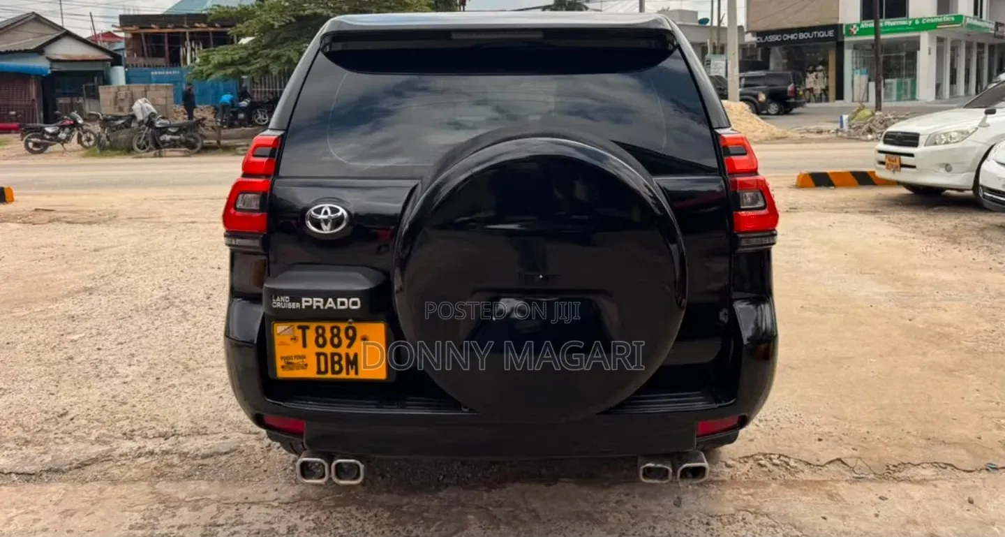 Toyota Land Cruiser Prado 2007 Black