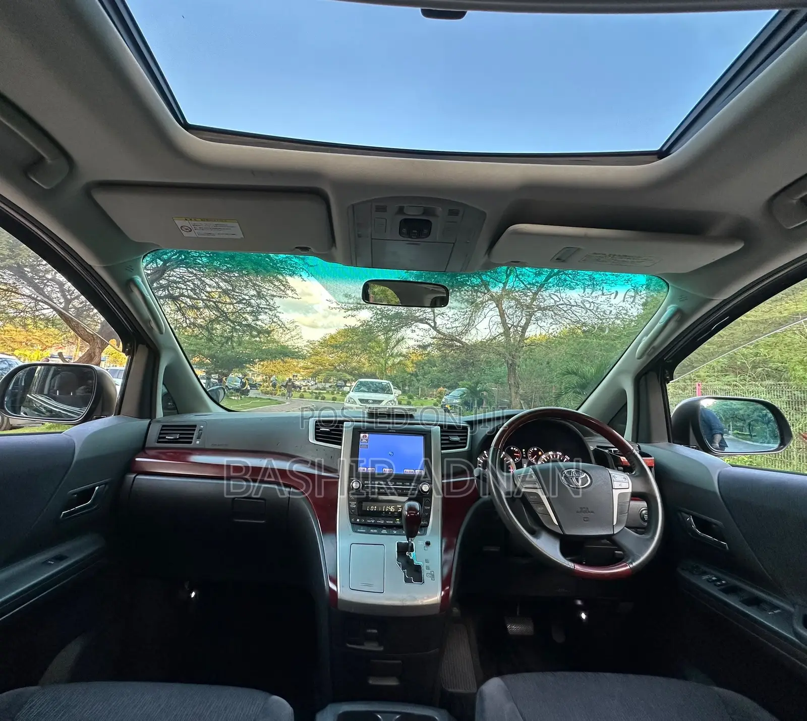Toyota Alphard 2.4 Petrol FWD 2008 Black