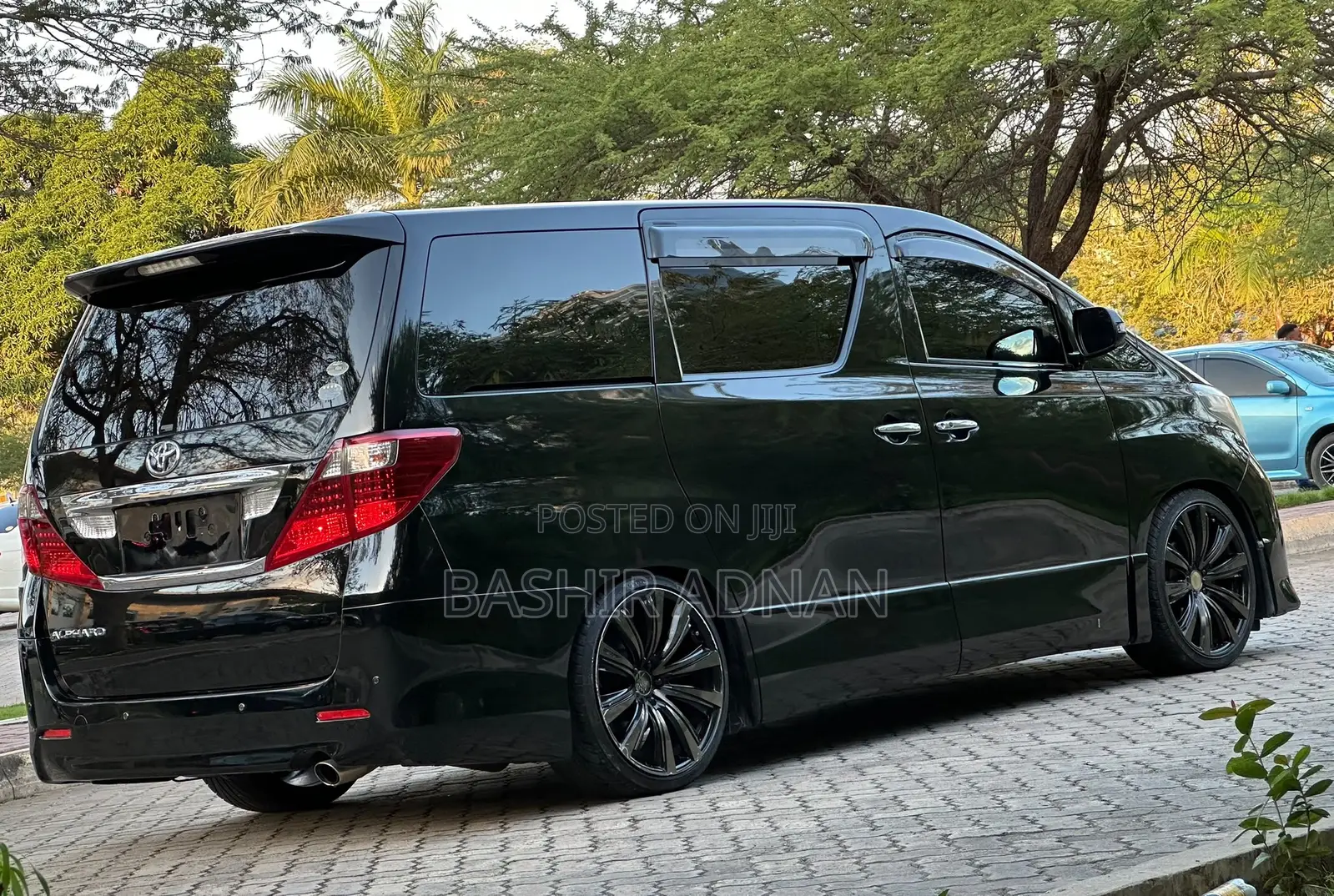 Toyota Alphard 2.4 Petrol FWD 2008 Black