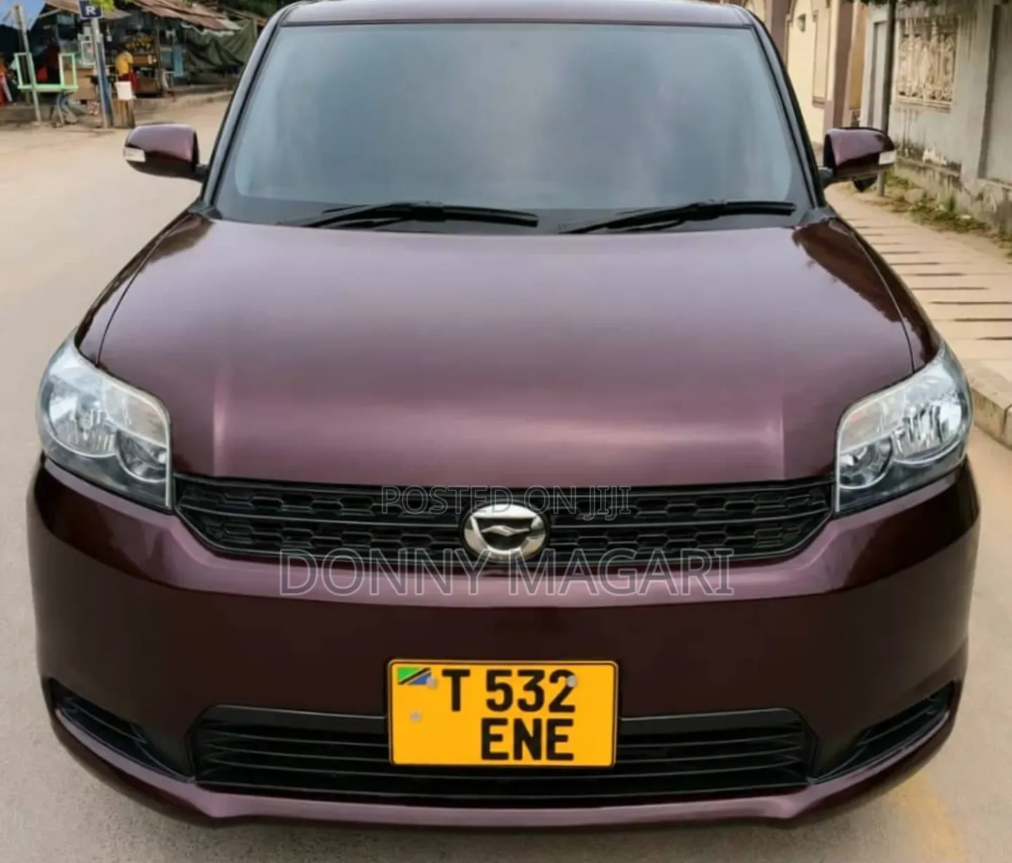 Toyota Corolla Rumion 2011 Maroon