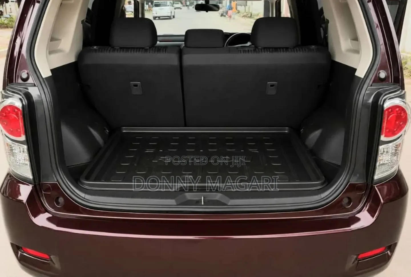 Toyota Corolla Rumion 2011 Maroon
