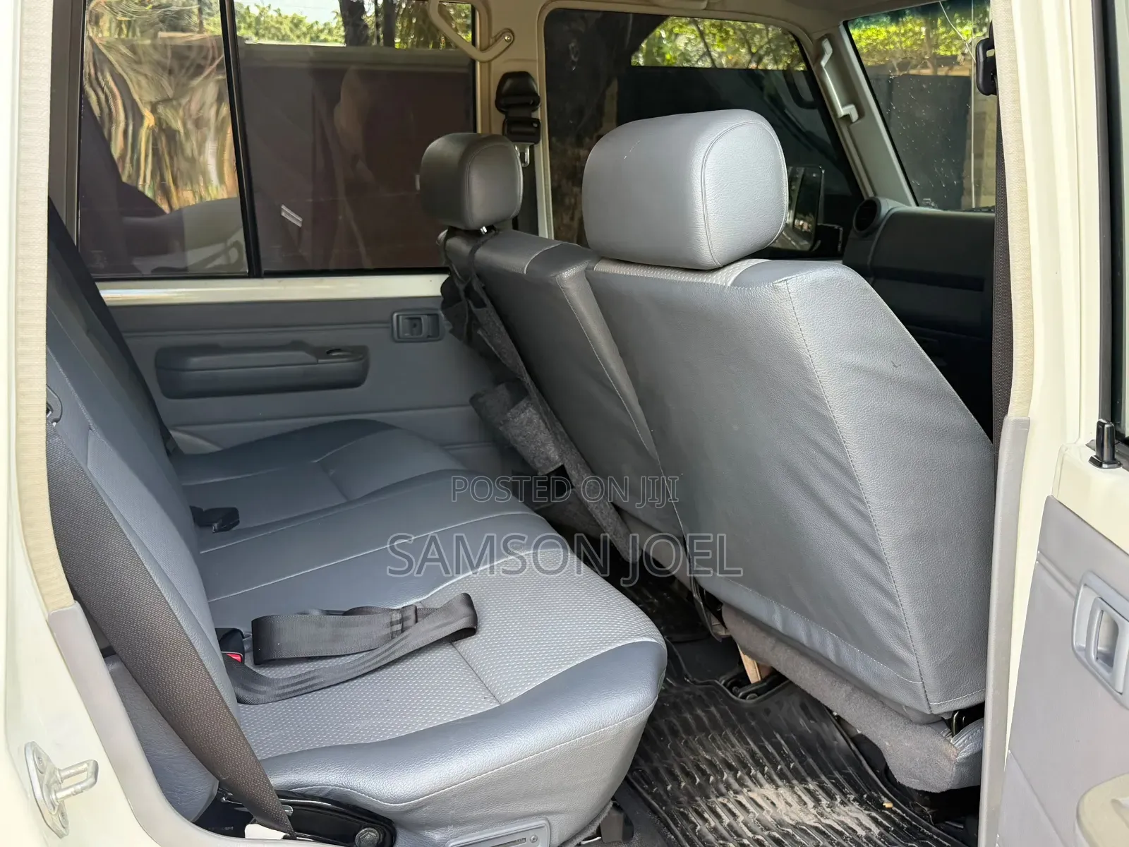 Toyota Land Cruiser 2018 White