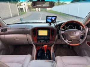 Toyota Land Cruiser 2002 Black