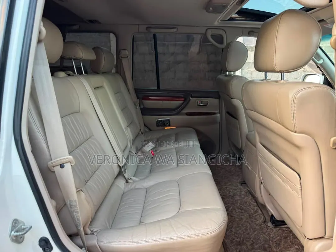 Toyota Land Cruiser 2002 Black