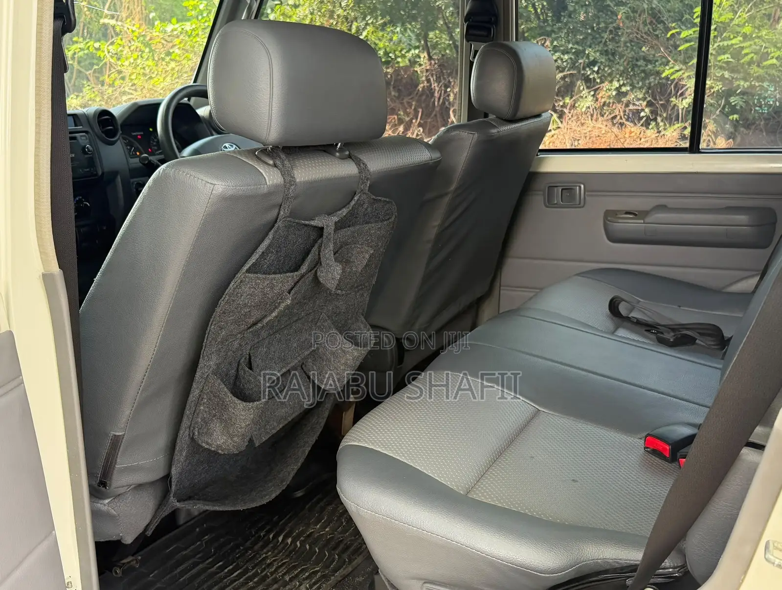 Toyota Land Cruiser 2018 White