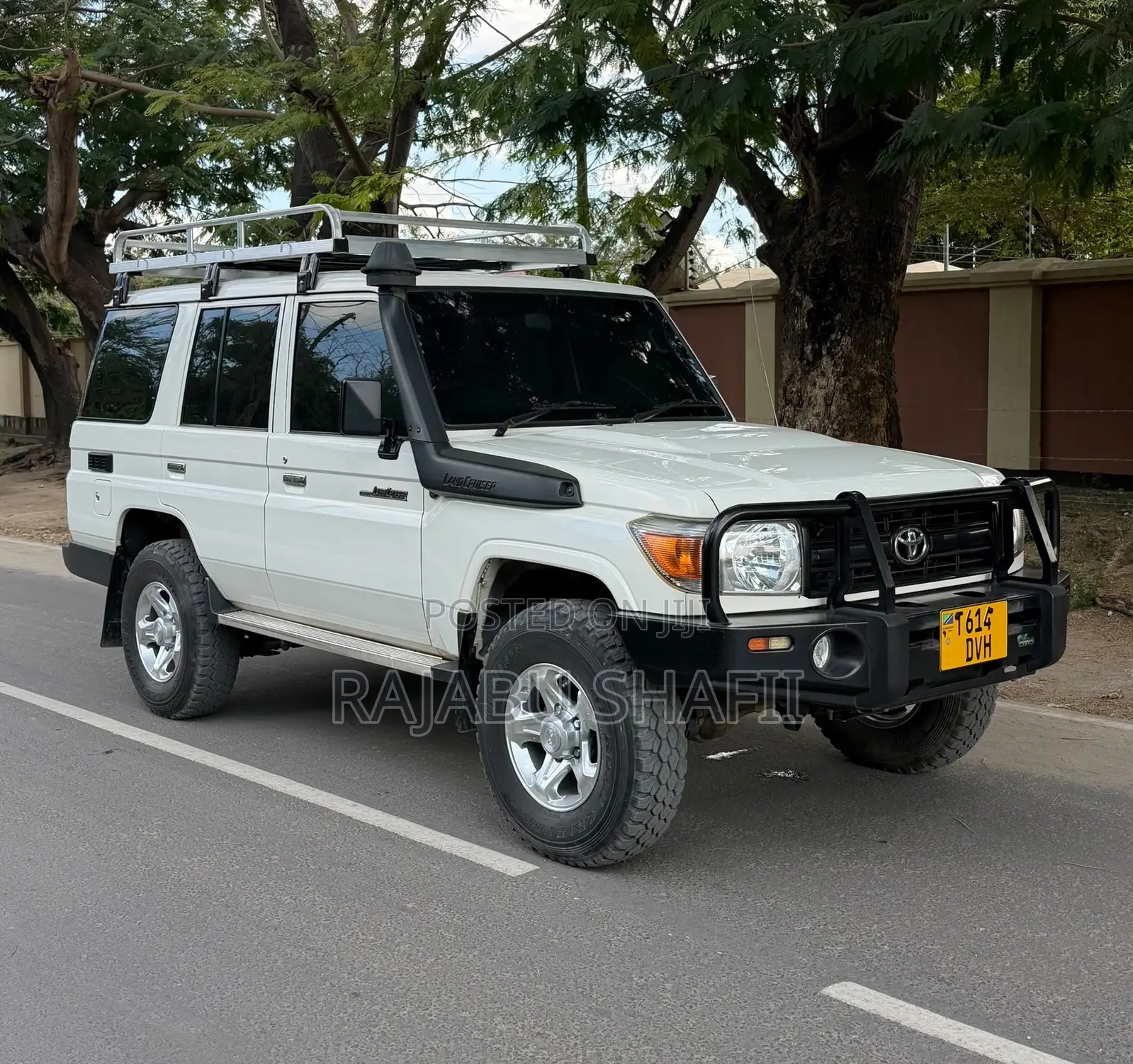 Toyota Land Cruiser 2018 White
