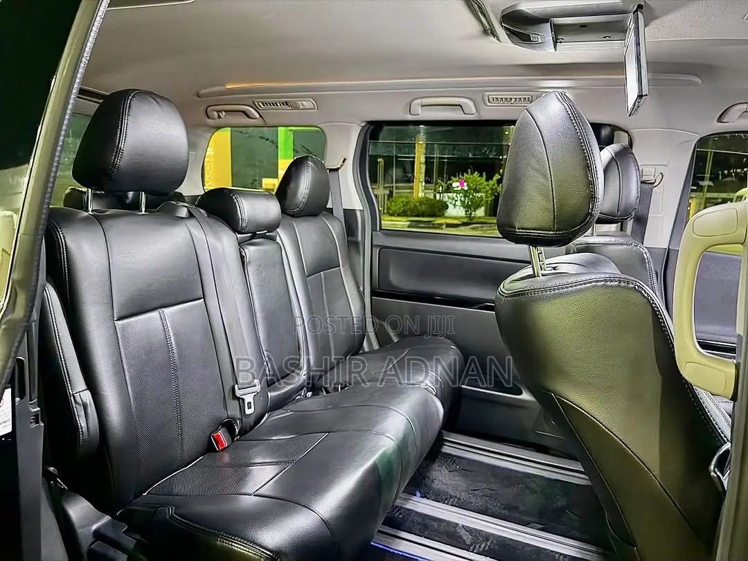 Toyota Alphard 2010 Black