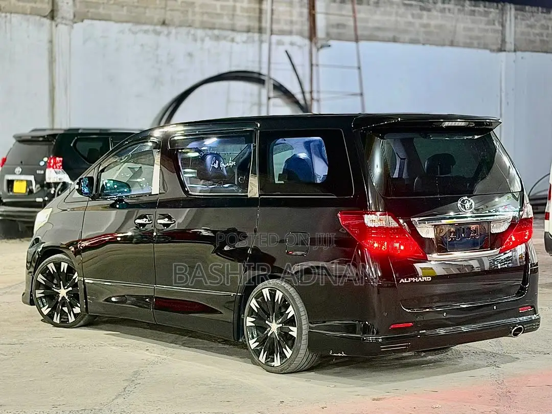 Toyota Alphard 2010 Black