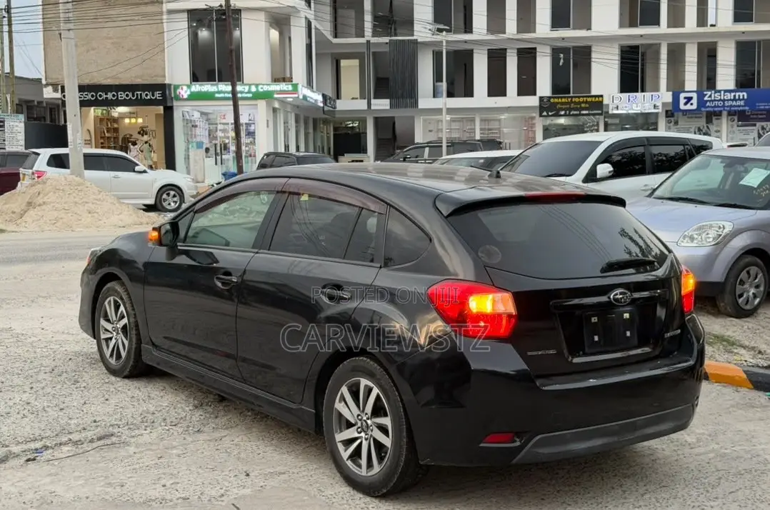 Subaru Impreza 2.0i Limited PZEV 4dr Hatchback AWD 2015 Black