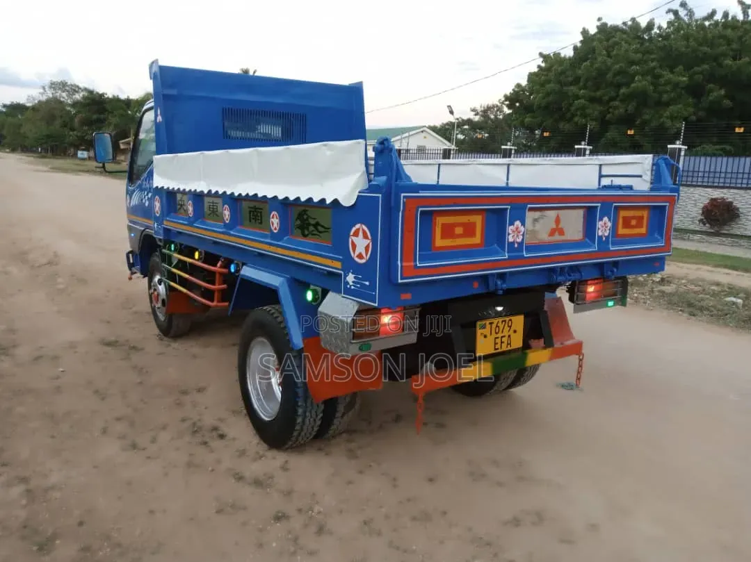 Canter. Tipper
