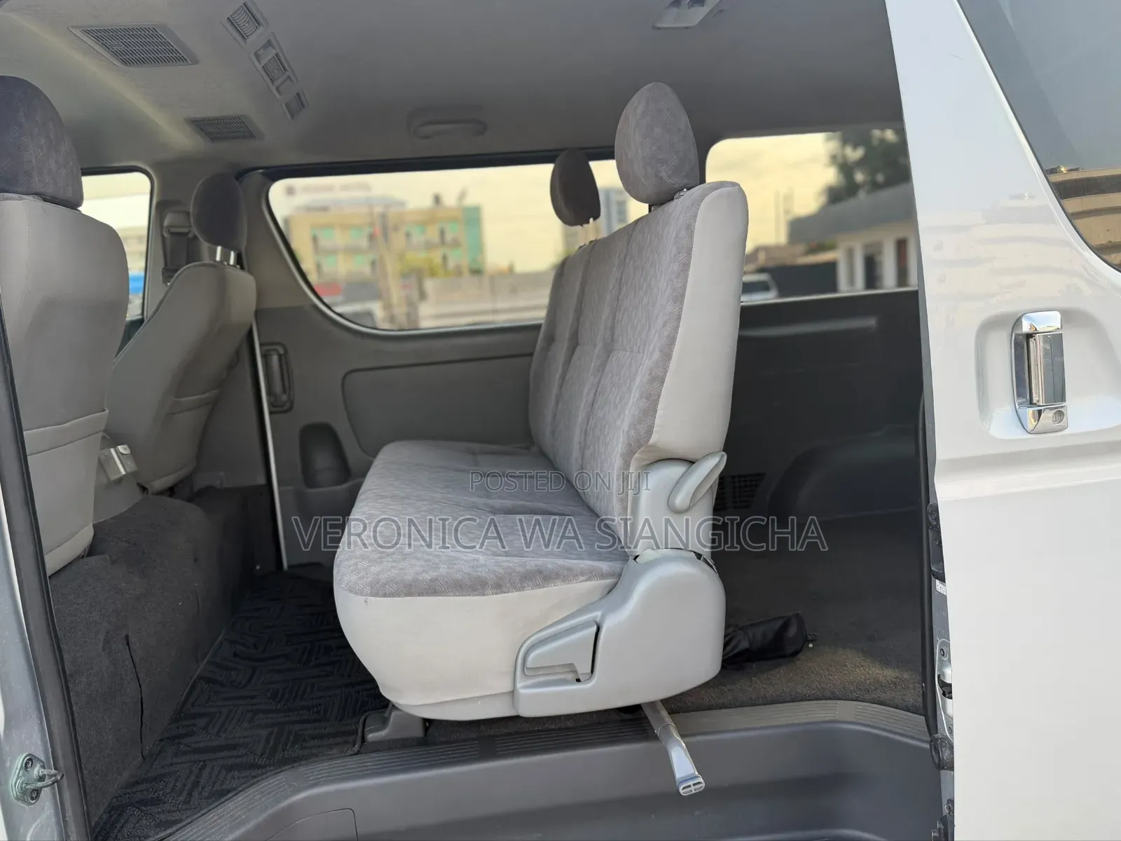 Toyota HiAce 2007 Silver