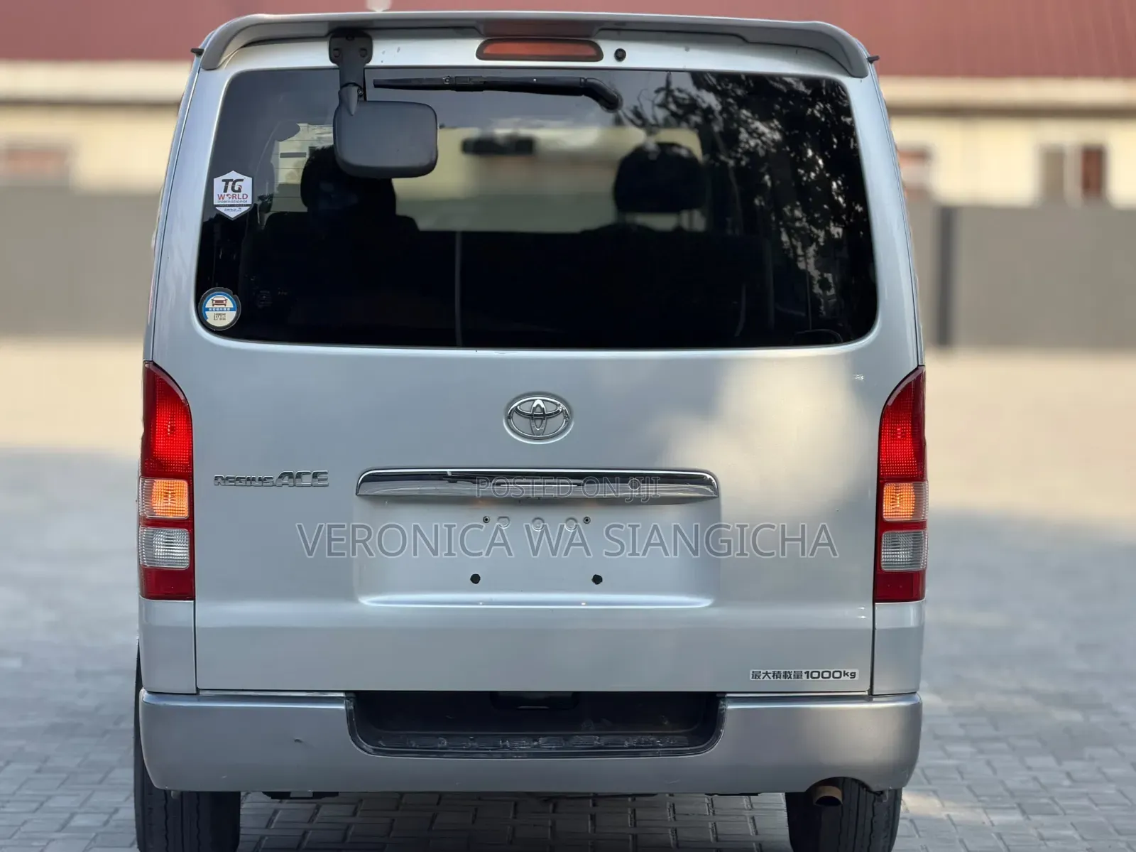 Toyota HiAce 2007 Silver