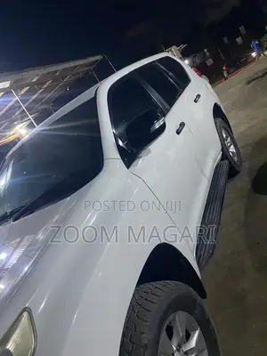 Toyota Land Cruiser Prado 2006 White