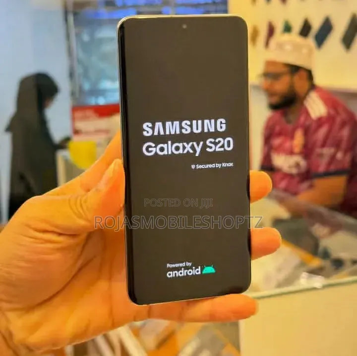 New Samsung Galaxy S20 128 GB White