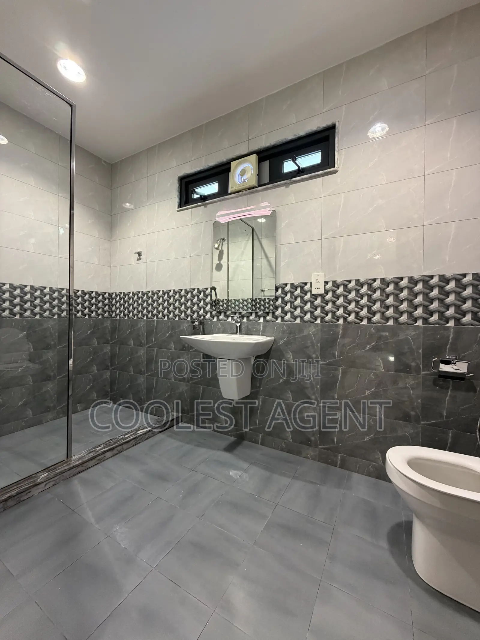Furnished 3bdrm Apartment in Coolest Estate, Msasani for rent