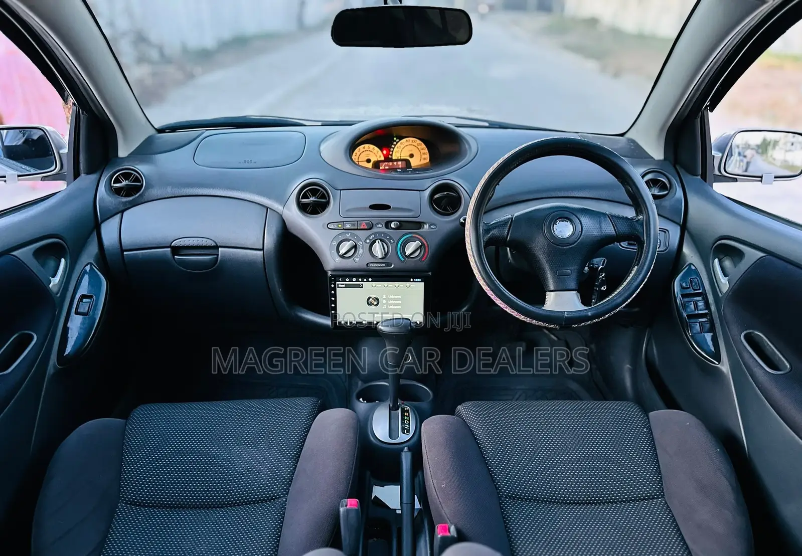 Toyota Vitz 2006 Gray