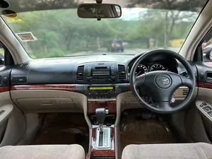 Toyota Premio 2005