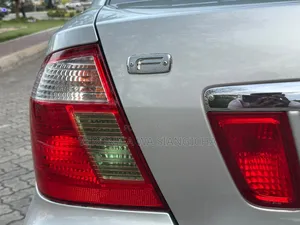 Toyota Premio 2005