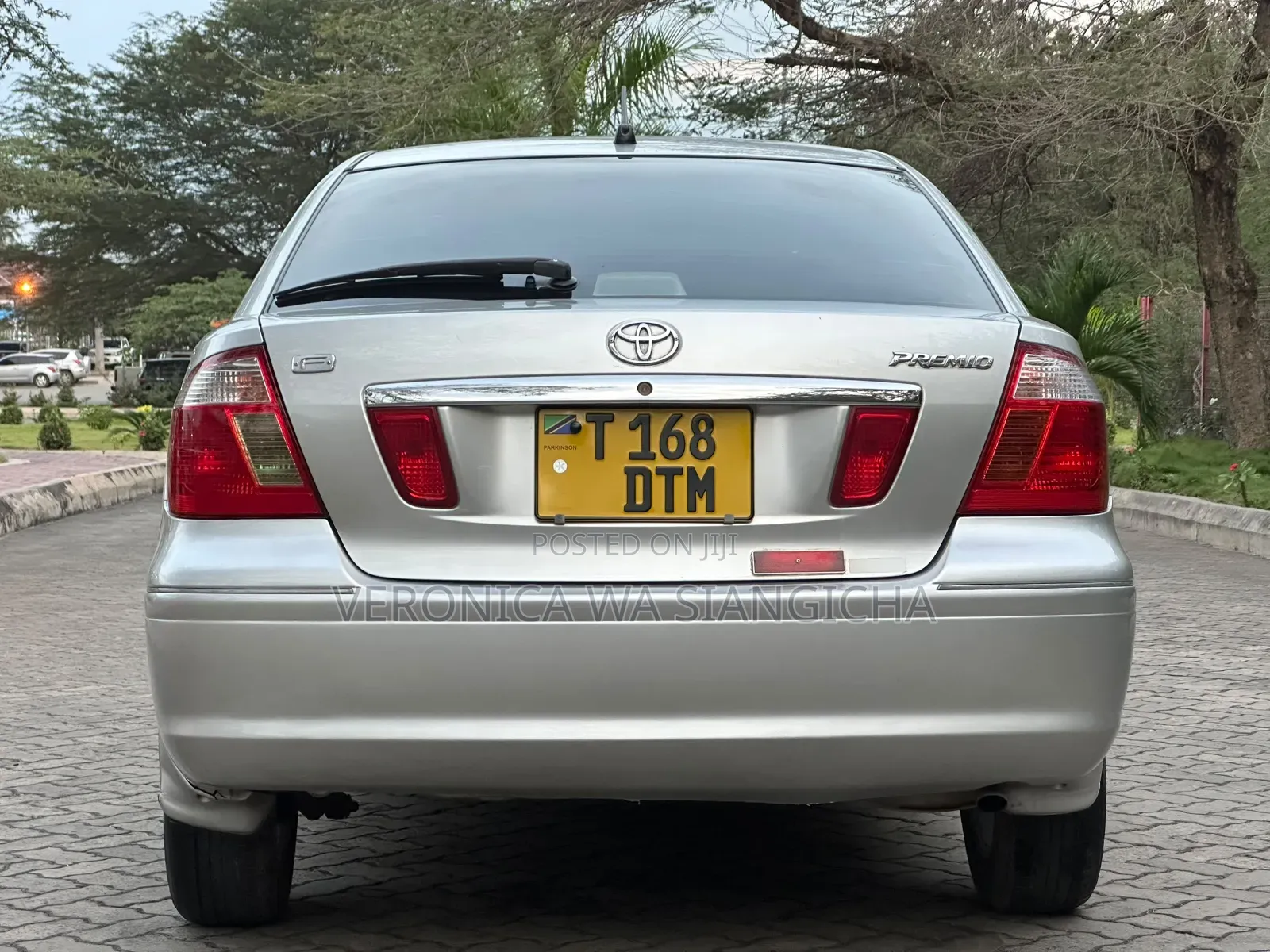 Toyota Premio 2005
