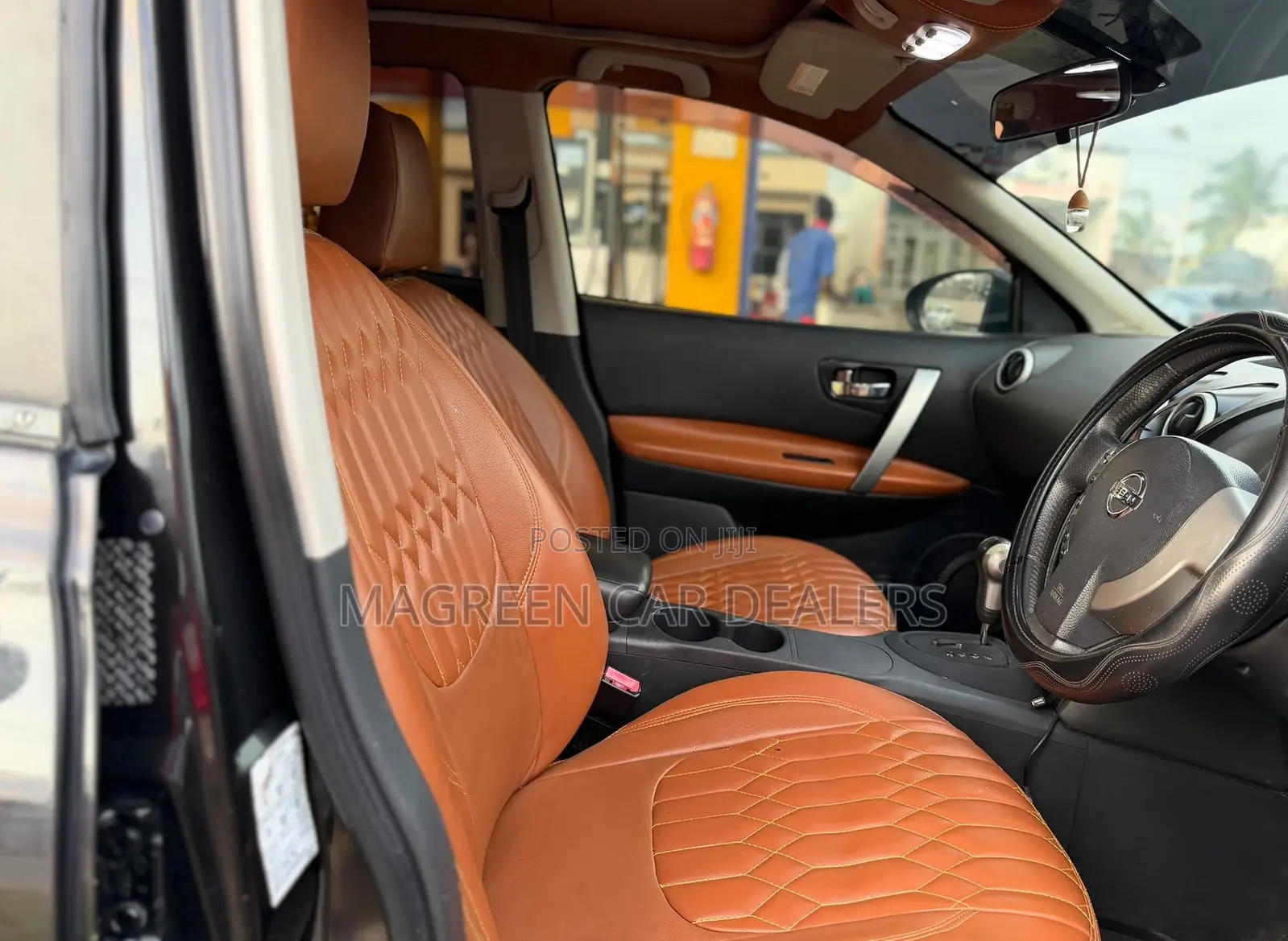 Nissan Dualis 2011 Black