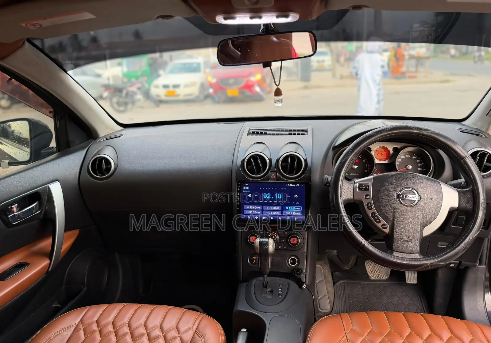 Nissan Dualis 2011 Black