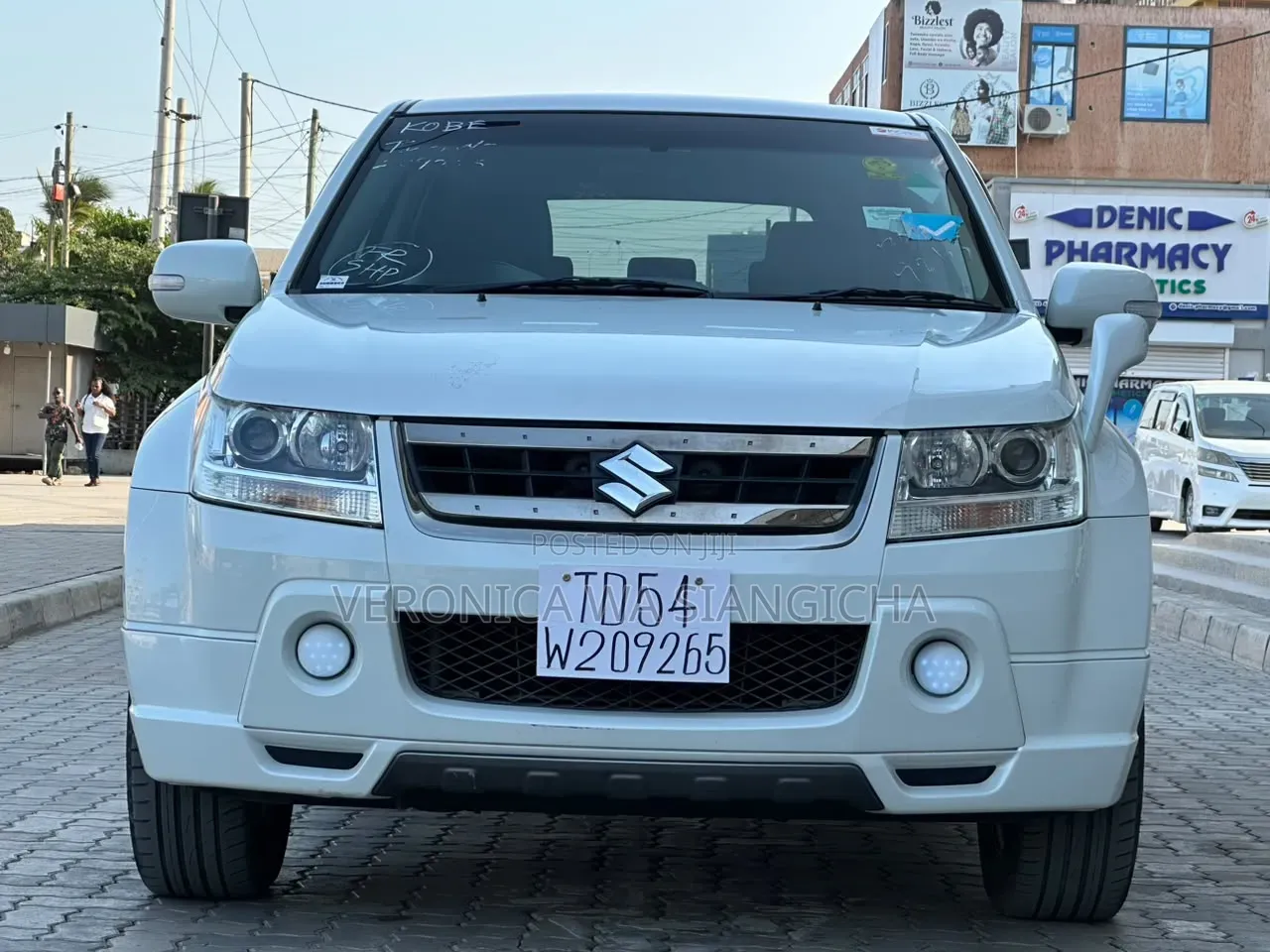 Suzuki Escudo 2008 White