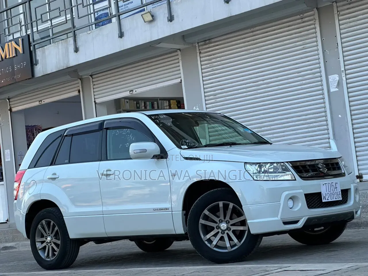 Suzuki Escudo 2008 White