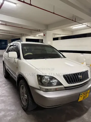 Toyota Harrier 2005